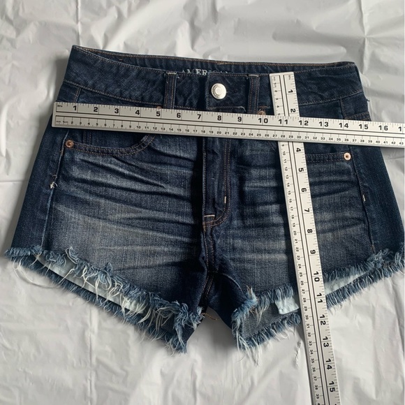 π American  Eagle Outfitters Festival Style Jean Shorts - Size 2 π - Picture 5 of 5